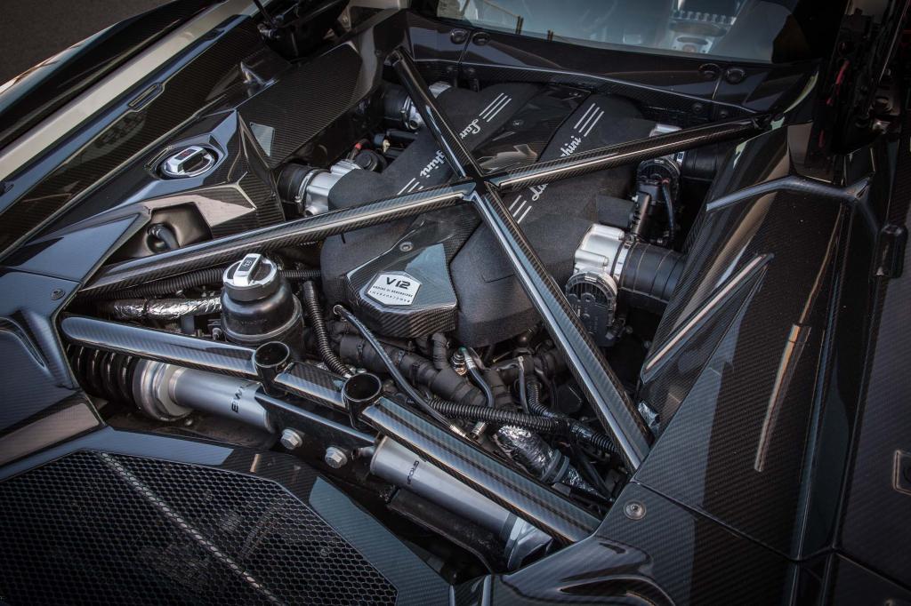 LAMBORGHINI Aventador S Coupé/Cabrio Mansory Tuning LAMBORGHINI Aventador S Coupé/Cabrio Mansory Tuning