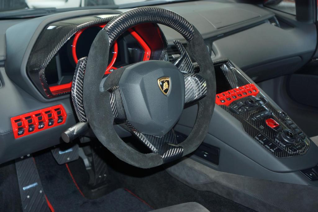 LAMBORGHINI Aventador S Coupé/Cabrio Mansory Tuning LAMBORGHINI Aventador S Coupé/Cabrio Mansory Tuning