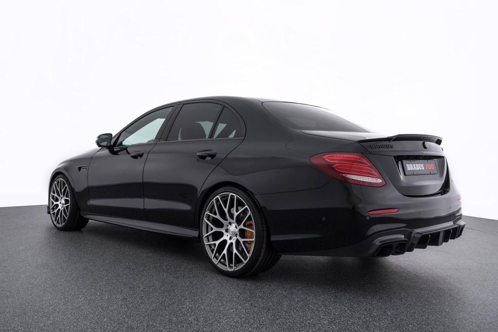 MERCEDES-BENZ E W213 E63 AMG Limousine Brabus Tuning MERCEDES-BENZ E W213 E63 AMG Limousine Brabus Tuning
