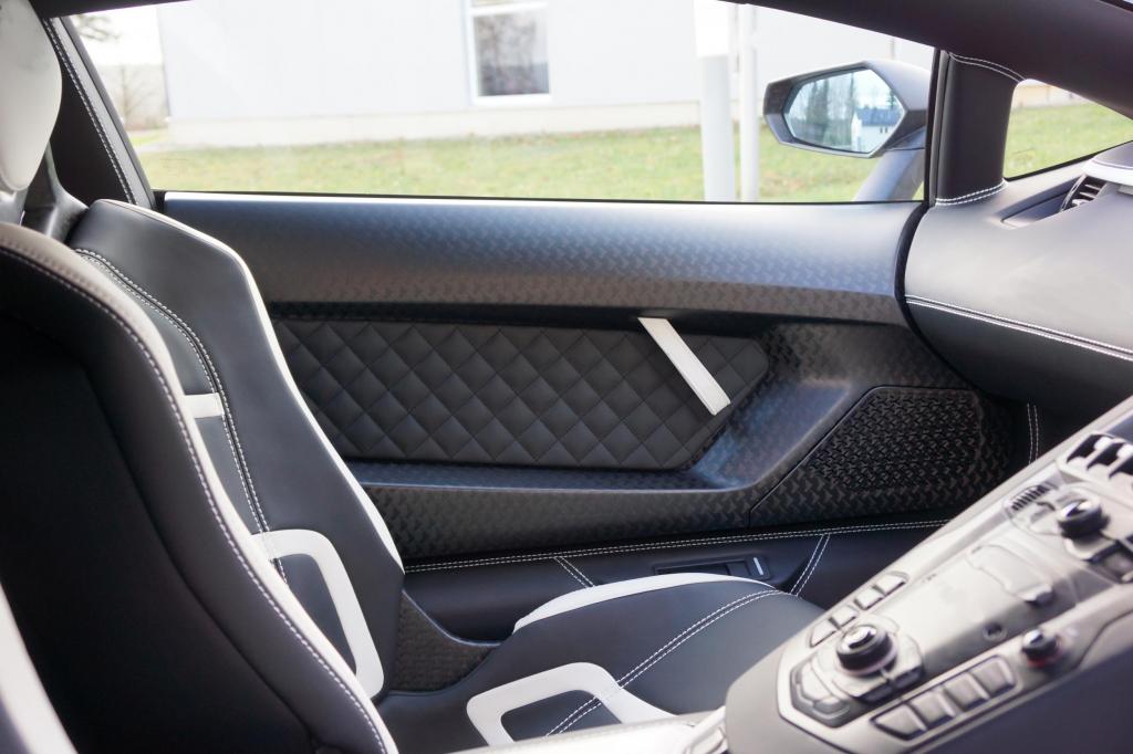 LAMBORGHINI Aventador S Coupé/Cabrio Mansory Tuning LAMBORGHINI Aventador S Coupé/Cabrio Mansory Tuning