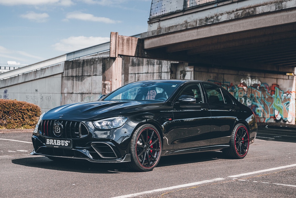 MERCEDES-BENZ E W213 E63 AMG Limousine Facelift Brabus Tuning MERCEDES-BENZ E W213 E63 AMG Limousine Facelift Brabus Tuning