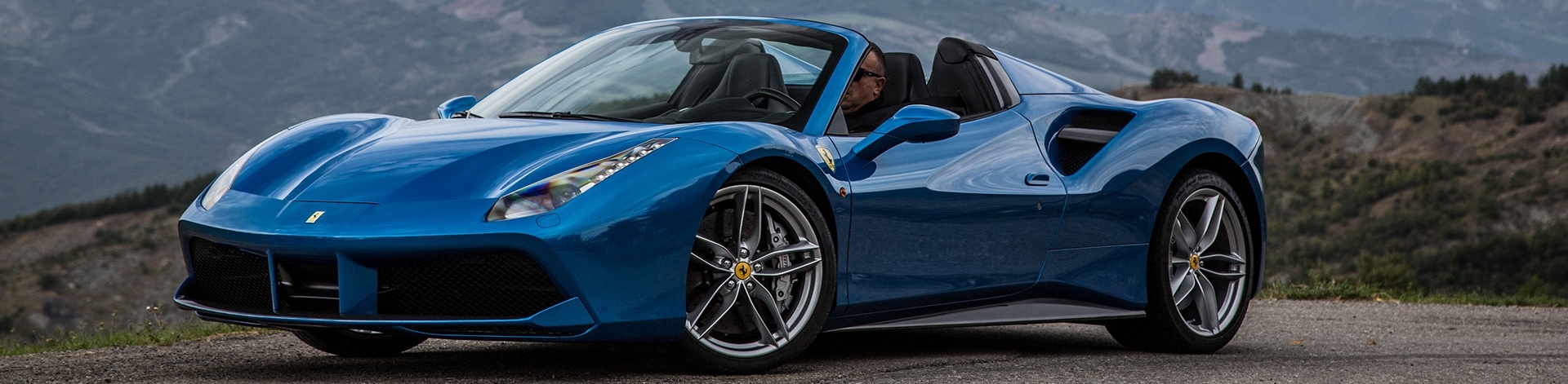 Akrapovic kipufogó rendszer az új Ferrari 488 GTB-hez!